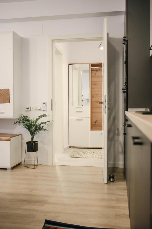 The Next Door Apartaments Bucureşti Ngoại thất bức ảnh