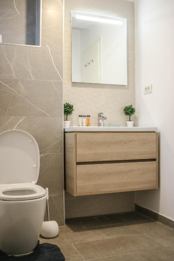 The Next Door Apartaments Bucureşti Ngoại thất bức ảnh