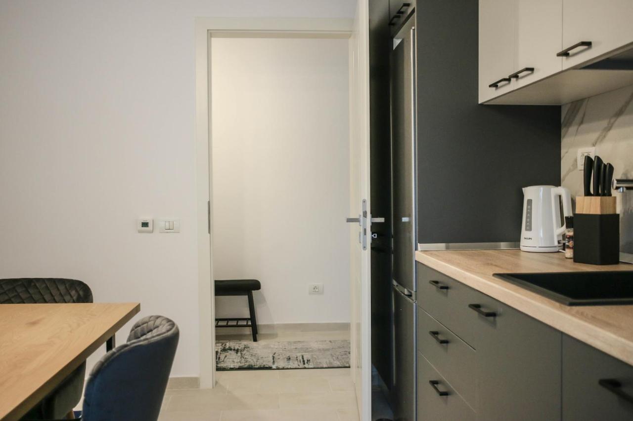 The Next Door Apartaments Bucureşti Ngoại thất bức ảnh